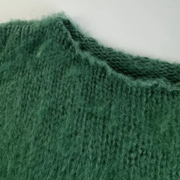 Green Warm Fluffy Handknitted Pullover Sweater - Picture 4 of 5